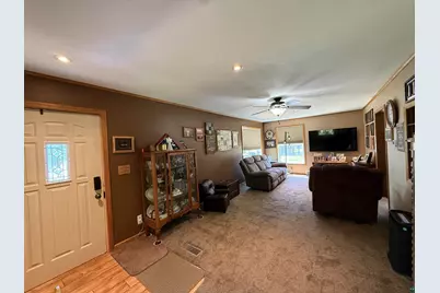 5475 Carnation Ave, Virginia, MN 55792 - Photo 4