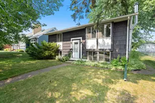 4725 Oneida St, Duluth, MN 55804 - Photo 1