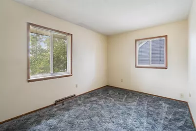 4725 Oneida St, Duluth, MN 55804 - Photo 10