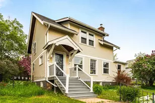 1907 E 5th St, Duluth, MN 55812 - Photo 1