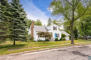 2346 Wilkyns Ave, Duluth, MN 55803 - Photo 2