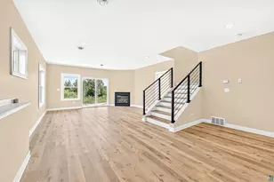 8602 Maynard Pl, Duluth, MN 55808 - Photo 20