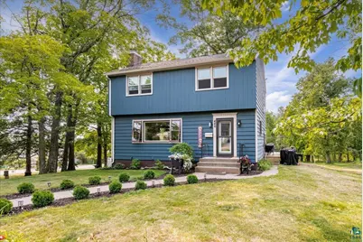446 Sparkman Ave, Duluth, MN 55803 - Photo 2