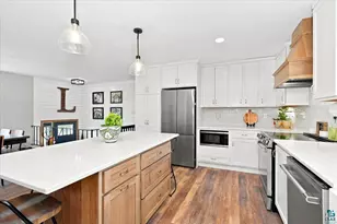 915 9th Ave, Two Harbors, MN 55616 - Photo 10