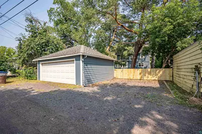 2207 Hammond Ave, Superior, WI 54880 - Photo 28