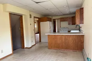 520 NW 3rd St NW, Chisholm, MN 55719 - Photo 4