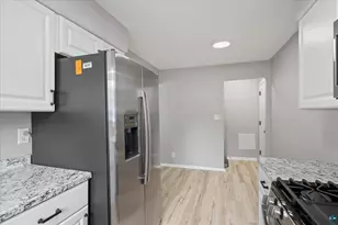505 W Orange St, Duluth, MN 55811 - Photo 14