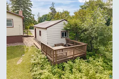 57 W Chisholm St, Duluth, MN 55803 - Photo 6