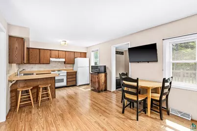 57 W Chisholm St, Duluth, MN 55803 - Photo 14