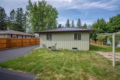 38 Maple Ave, Superior, WI 54880 - Photo 10