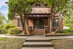 101 S 20th Ave E, Duluth, MN 55812 - Photo 1