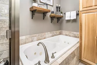 4917 Wild Rose Tr, Hermantown, MN 55811 - Photo 26