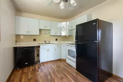 308 Arlington Rd, Hoyt Lakes, MN 55750 - Photo 4