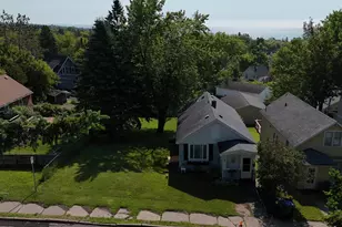 1126 North 6th Ave E, Duluth, MN 55805 - Photo 38