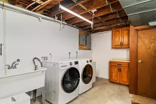 3225 Celia St, Duluth, MN 55811 - Photo 34