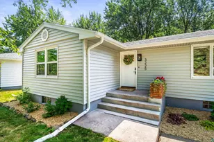 3225 Celia St, Duluth, MN 55811 - Photo 2