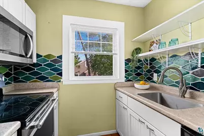 2332 Jefferson St, Duluth, MN 55812 - Photo 14
