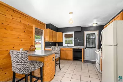 2208 Sahlman Ave, Cloquet, MN 55720 - Photo 4