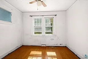 2211 W 7th St, Duluth, MN 55806 - Photo 8
