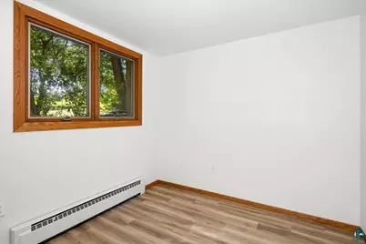 324 Howtz St, Duluth, MN 55811 - Photo 32