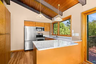 324 Howtz St, Duluth, MN 55811 - Photo 12