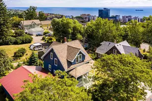 718 N 1st Ave E, Duluth, MN 55805 - Photo 4