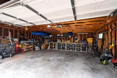 718 N 1st Ave E, Duluth, MN 55805 - Photo 44