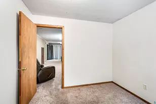 219 W Morgan St, Duluth, MN 55811 - Photo 32