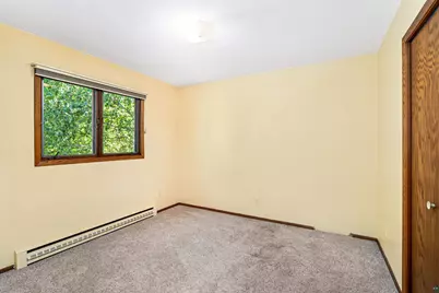 219 W Morgan St, Duluth, MN 55811 - Photo 24