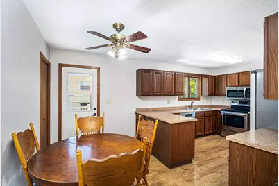 219 W Morgan St, Duluth, MN 55811 - Photo 18