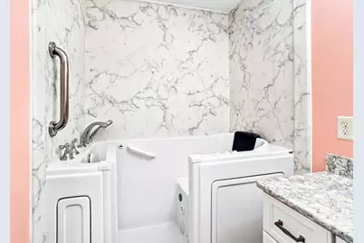 8401 Congdon Blvd #6, Duluth, MN 55804 - Photo 24