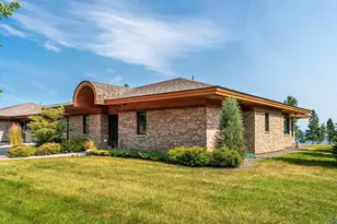 8401 Congdon Blvd, Duluth, MN 55804 - Photo 2