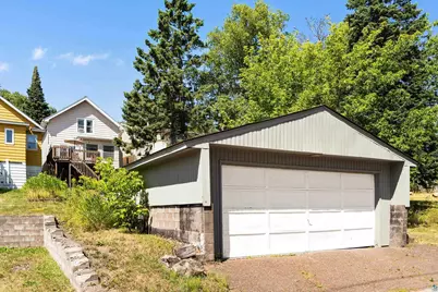 1212 E 11th St, Duluth, MN 55805 - Photo 26