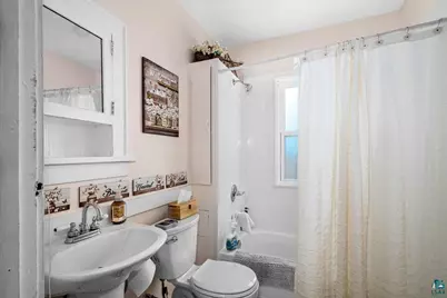6420 Polk St, Duluth, MN 55807 - Photo 8