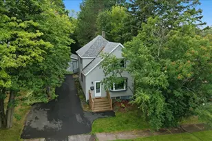 128 W Quince St, Duluth, MN 55811 - Photo 1