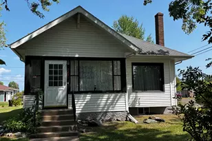 2331 E 10th St, Superior, MN 54880 - Photo 2