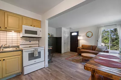 4926 Drake Rd, Duluth, MN 55803 - Photo 12