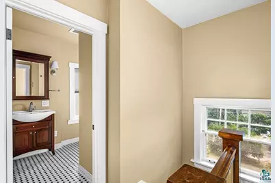 2816 E 1st St, Duluth, MN 55812 - Photo 20