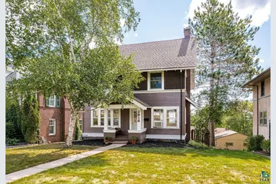 2816 E 1st St, Duluth, MN 55812 - Photo 2