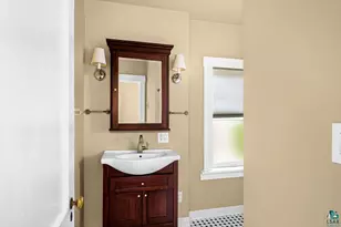 2816 E 1st St, Duluth, MN 55812 - Photo 22
