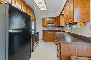 2223 W 22nd St, Duluth, MN 55811 - Photo 16