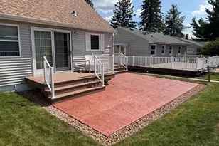 2223 W 22nd St, Duluth, MN 55811 - Photo 6