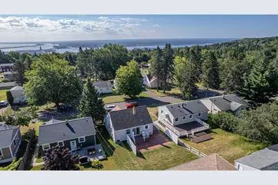 2223 W 22nd St, Duluth, MN 55811 - Photo 34