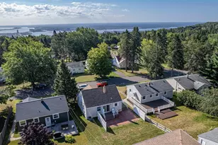 2223 W 22nd St, Duluth, MN 55811 - Photo 34