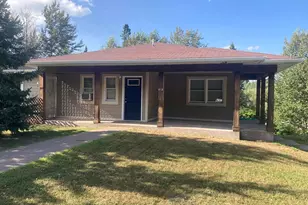 213 W Palm St, Duluth, MN 55811 - Photo 1