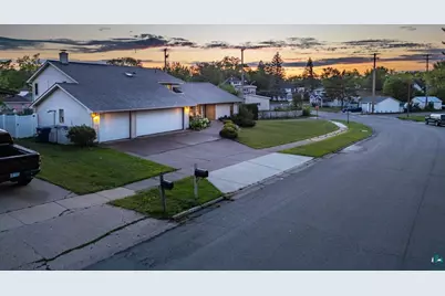 114 Highland Dr, Hibbing, MN 55746 - Photo 92