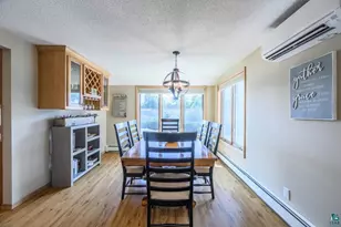 114 Highland Dr, Hibbing, MN 55746 - Photo 8