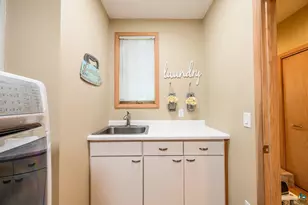 114 Highland Dr, Hibbing, MN 55746 - Photo 54