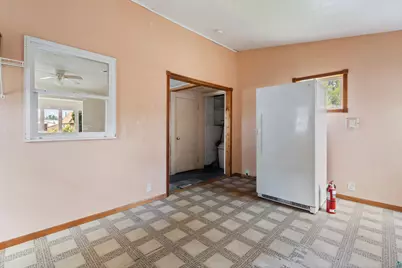 5822 Ogden Ave, Superior, WI 54880 - Photo 10