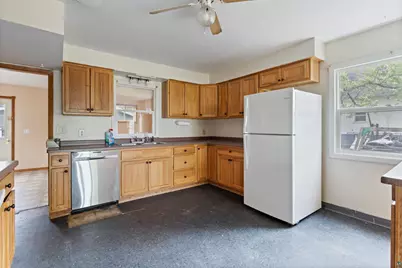 5822 Ogden Ave, Superior, WI 54880 - Photo 6